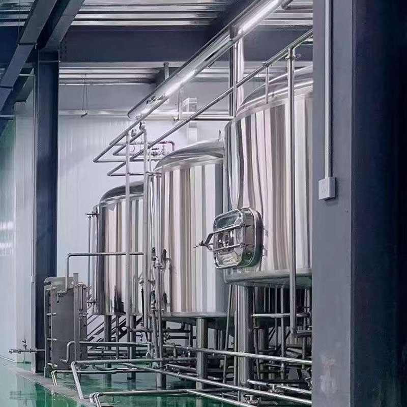福绵精酿啤酒设备